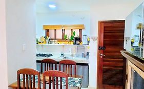 Apartamento Hibiscus Condomínio Village Praia Imbassai